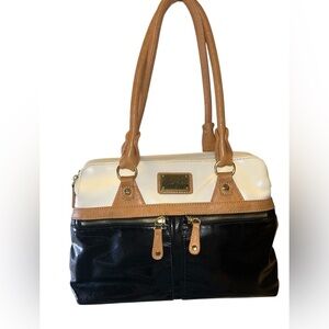 Guc Marc Fisher patent large Kensington satchel